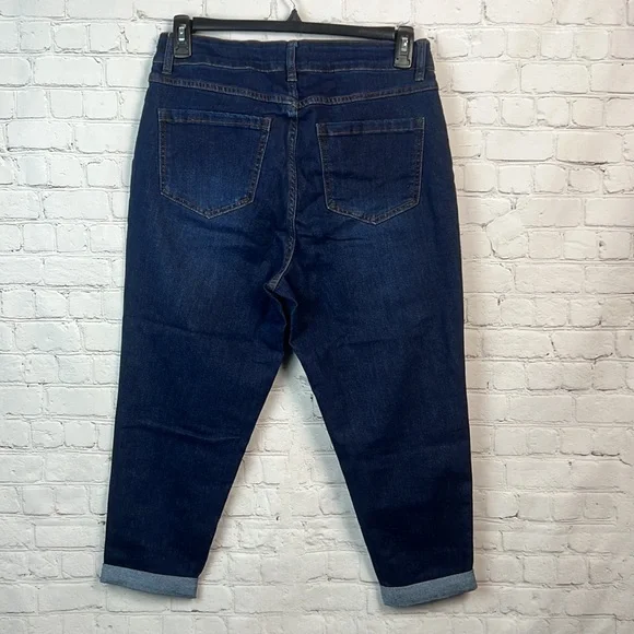BloomChic Very Stretchy High Rise Dark Wash Cropped Jeans Size 12 & Plus Size 24 - Picture 6 of 7